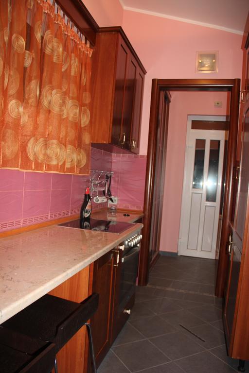 Apartments Durutovic بار المظهر الخارجي الصورة