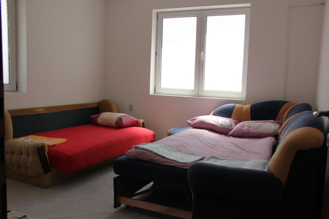Apartments Durutovic بار المظهر الخارجي الصورة