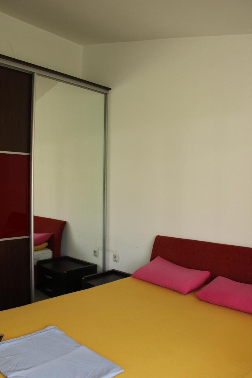 Apartments Durutovic بار المظهر الخارجي الصورة